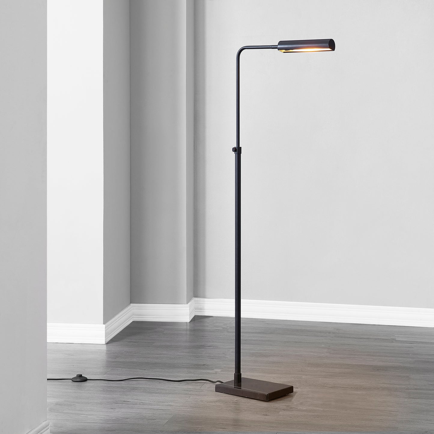 Lampe sur pied Fadia Floor Lamp